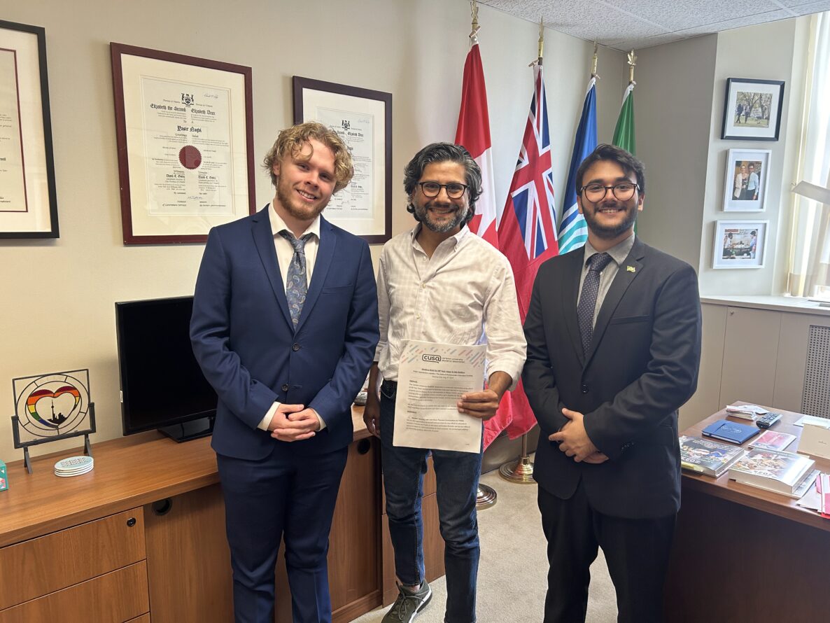 Advocacy team members Artur Estrela da Silva (Vice President Student Issues) and Aidan Kallioinen (AVP Government Affairs) met with Local Member of Parliament Yasir Naqvi